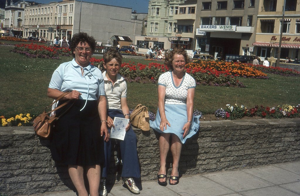 img036.jpg
